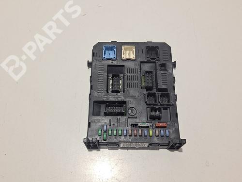 Used Fuse box Fuse box CITROËN C4 Coupe (LA_) 1.6 HDi (90 hp) 10282814 10282814
