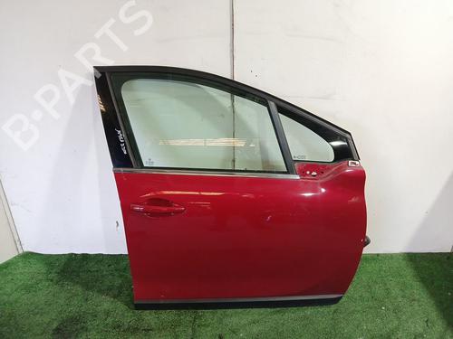 Used Right front door PEUGEOT 2008 I (CU_) 1.2 THP 110 / PureTech 110 (110 hp) 32370289