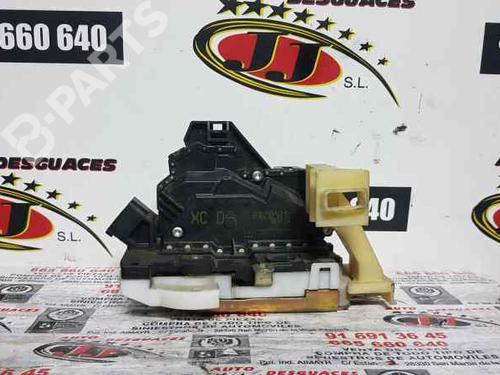 Used Rear left lock FORD MONDEO III (B5Y) [2000-2007]  5134941