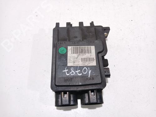 Used Fuse box Fuse box RENAULT LAGUNA III (BT0/1) 2.0 dCi (BT01, BT08, BT09, BT0E, BT0K, BT12, BT1C, BT1D,... (150 hp) 34567958 34567958