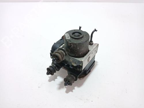 Used ABS pump SEAT ALTEA (5P1) 1.9 TDI (105 hp) 25131646