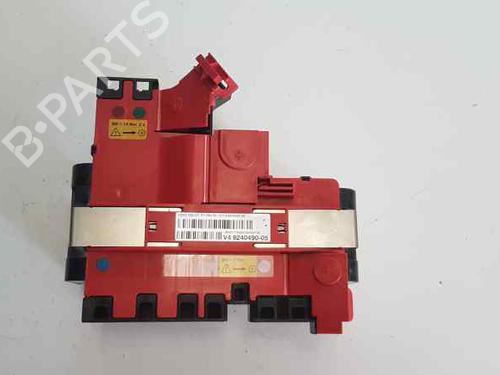 Used Fuse box BMW 5 Touring (F11) 520 d (184 hp) 6069692