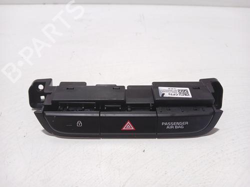Used Warning switch KIA XCEED (CD) 1.6 CRDi 136 (136 hp) 29566784