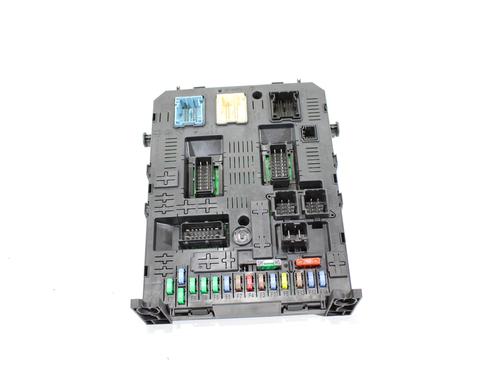 Used Fuse box Fuse box 34567954 34567954