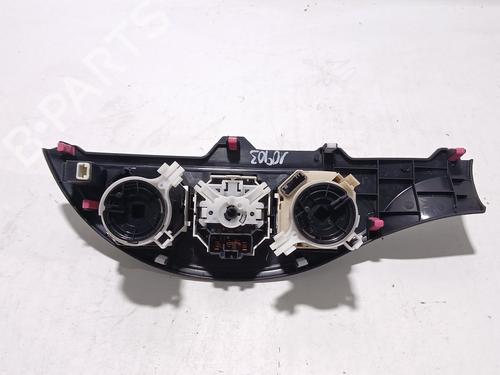 Climate control TOYOTA YARIS (_P13_) 1.3 (NSP130_, NSP130) | BP31837060I5 