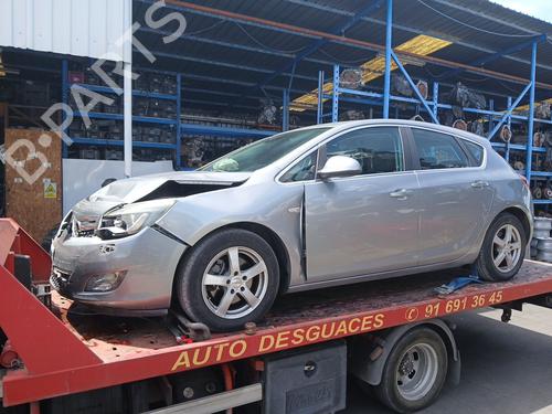 Brugte OPEL ASTRA J (P10) 1.7 CDTI (68) 4921903