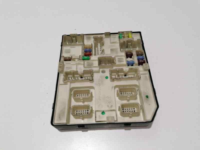 Boîte à Fusibles RENAULT KANGOO / GRAND KANGOO (KW0/1_) 284B66645R
