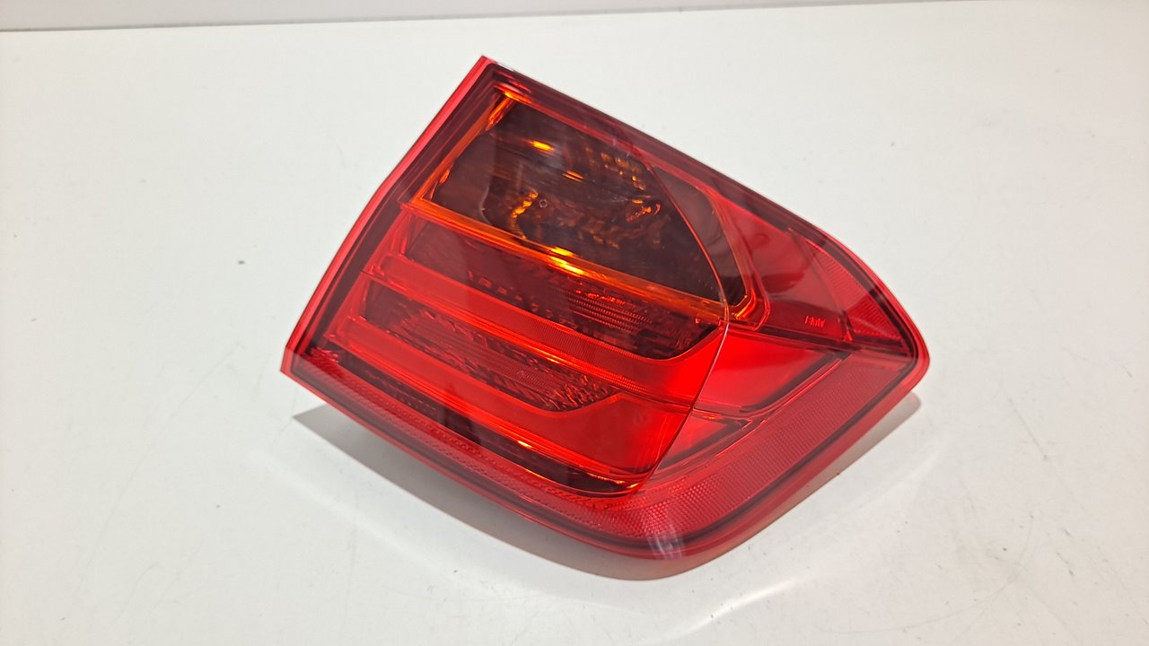 Right taillight BMW 3 (F30, F80) 320 d 8252495 | B-Parts