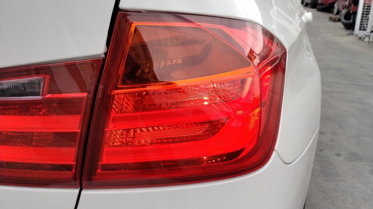 Right taillight BMW 3 (F30, F80) 320 d 8252495 | B-Parts
