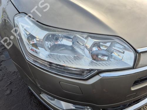 Used Right headlight CITROËN C5 III (RD_) 2.0 16V (RDRFJC, RDRFJF) (140 hp) 32628677
