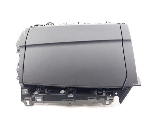 Używane Schowek pasażera LYNK & CO 01 PHEV (261 hp) 30688589