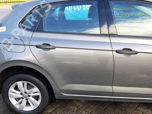 Puerta trasera derecha VW POLO VI (AW1, BZ1, AE1) 1.0 TSI (95 hp) 30624072