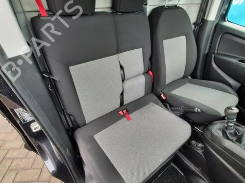 Right front seat FIAT DOBLO Cargo (263_) 1.6 D Multijet (263WXD1B, 263WXR1B, 263WXX1B, 263ZXD1B,... | BP31306840C16