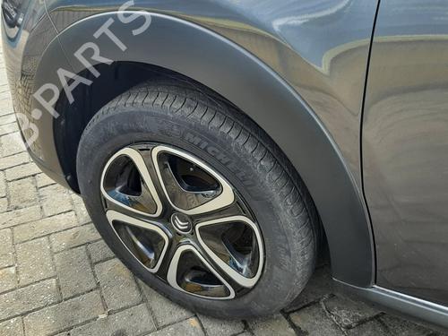 Left front fenders CITROËN C3 III (SX) 1.2 PureTech 82 | BP28710354C41 