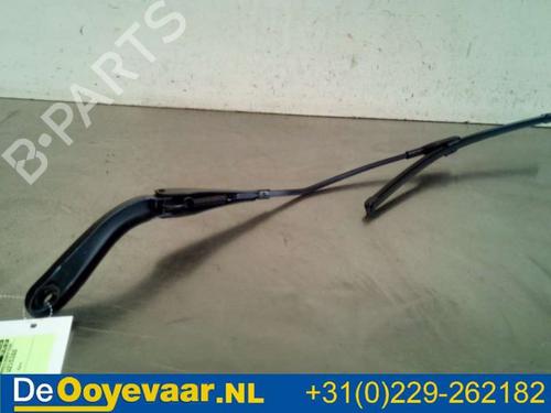 Front windshield wiper arm BMW 3 Touring (F31) 320 i | BP27887189C143 