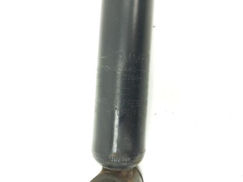 Right rear shock absorber TOYOTA YARIS (_P13_) 1.5 Hybrid (NHP130_) | BP19757471M19 