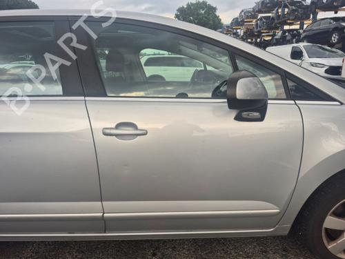 Used Right front door Right front door PEUGEOT 5008 (0U_, 0E_) 1.6 16V (156 hp) 40503481 40503481