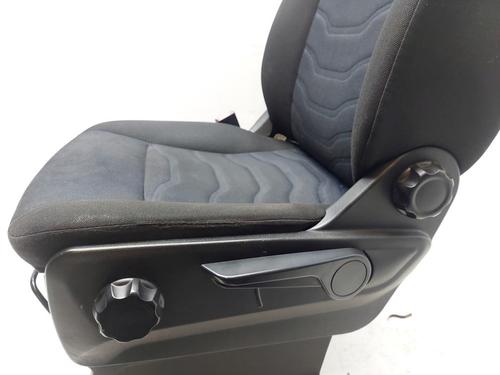 Left front seat IVECO DAILY VI Van 33S16, 35S16, 35C16, 38S16, 40C16, 42S16, 50C16 | BP31801263C15 - Image 3