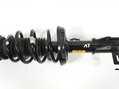 Used Left front shock absorber OPEL ZAFIRA TOURER C (P12) 1.6 CDTI (75) (136 hp) 30875796