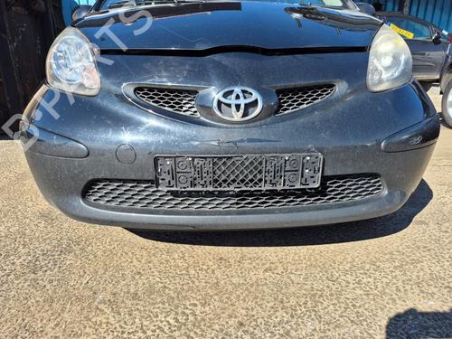 Used Front bumper Front bumper TOYOTA AYGO (_B1_) 1.0 (KGB10_, KGB10R) (68 hp) 33740858 33740858