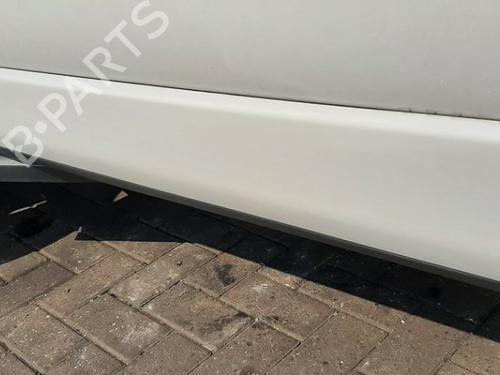 Left front door LAND ROVER RANGE ROVER EVOQUE (L538) 2.0 4x4 | BP28017301C2