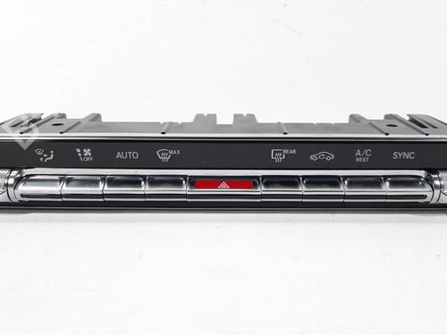 Used Climate control MERCEDES-BENZ A-CLASS Saloon (V177) A 200 (177.187) (163 hp) 19751502