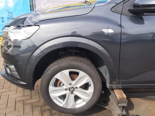 left-front-fenders-dacia-sandero-iii-2021-39209436 main image