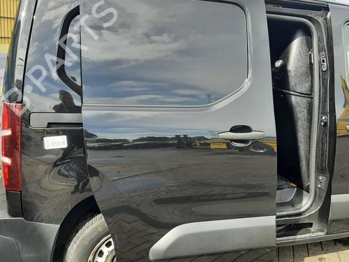 Porte coulissante droite PEUGEOT PARTNER Box Body/MPV (K9) 1.5 BlueHDi 100 (102 hp) 30363093