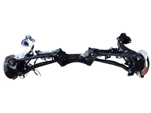 subframe-bmw-1-f70-2024-33129202 main image