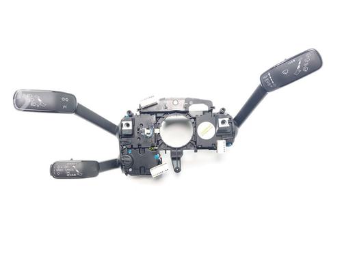 Comutador piscas / escovas SKODA OCTAVIA IV Combi (NX5, PV5) 1.4 TSI iV (204 hp) 31801223