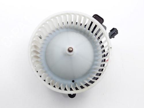 Used Heater blower motor VW POLO VI (AW1, BZ1, AE1) 1.0 TSI (95 hp) 21134358
