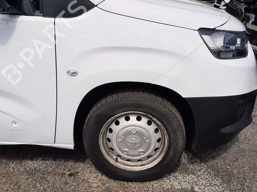 Used Right front fenders Right front fenders 36698438 36698438