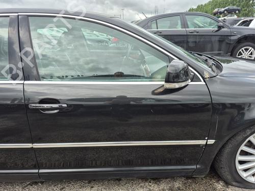 Used Right front door Right front door 37222742 37222742