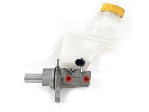Used Brake master cylinder LANCIA YPSILON (312_) 0.9 TwinAir (312.PXG11, 312.PXG1A, 312.YXG11, 312.YXG1A) (86 hp) 19751205
