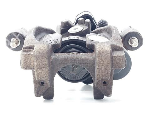 Używane Zacisk hamulca tylnego lewego VW T-ROC (A11, D11) 1.0 TSI (110 hp) 31028267