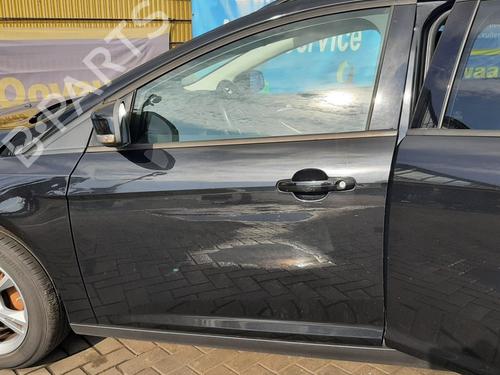 Used Left front door FORD FOCUS III Turnier 1.0 EcoBoost (100 hp) 29406142
