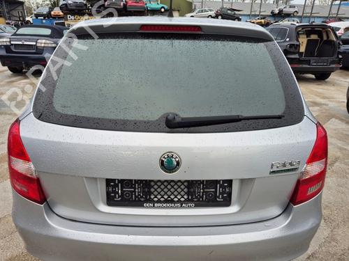 Heckklappe für SKODA FABIA II Combi (545) 1.2 TDI (75 hp) 31075813