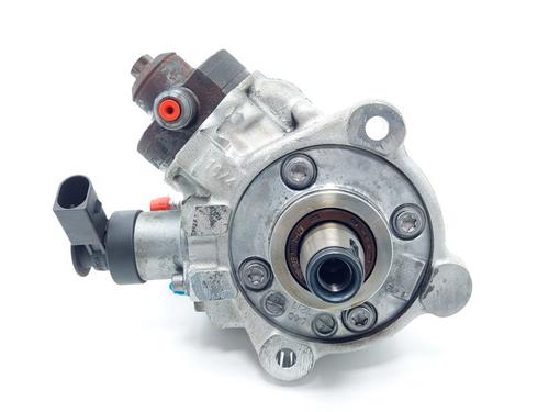 Used Fuel pump BMW 1 (F20) 125 d (218 hp) 22717656
