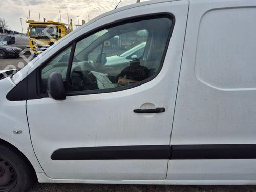 Used Left front door Left front door CITROËN BERLINGO Box Body/MPV (B9) 1.6 HDi / BlueHDi 75 (75 hp) 36075208 36075208