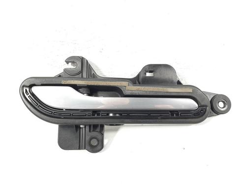 front-right-exterior-door-handle-tesla-model-3-5yj3-ev-performance-awd-108183200g-2017-19760911 main image