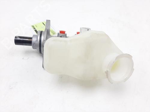 Used Brake master cylinder MITSUBISHI MIRAGE / SPACE STAR VI Hatchback (A0_A) 1.2 (A03A) (80 hp) 19757021
