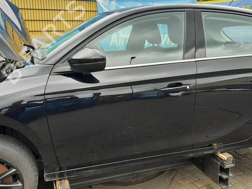 Used Left front door Left front door 37760506 37760506