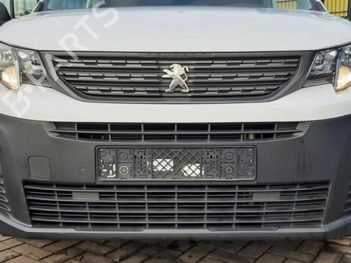 Used Front bumper PEUGEOT PARTNER Box Body/MPV (K9) 1.5 BlueHDi 100 (102 hp) 30136795