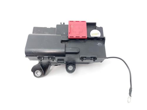 Used Fuse box Fuse box 36950197 36950197