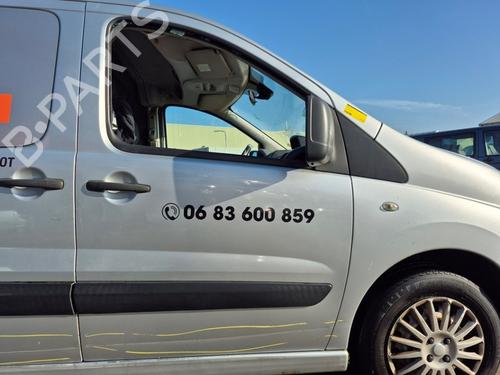 Used Right front door PEUGEOT EXPERT Van (VF3A_, VF3U_, VF3X_) 2.0 HDi 140 (136 hp) 30363151
