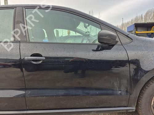 Dør høyre foran VW POLO V (6R1, 6C1) 1.2 (60 hp) 31075952