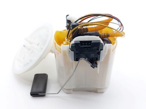 Fuel pump BMW 5 (G30, F90) 520 i | BP37760322M76 - Image 3