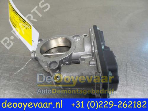 Used Throttle body BMW X1 (F48) sDrive 18 i (136 hp) 23748426