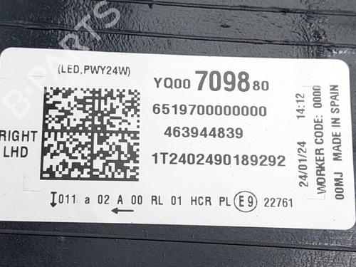 Right headlight OPEL CROSSLAND X / CROSSLAND (P17, P2QO) 1.2 (75) | BP23403914C29 