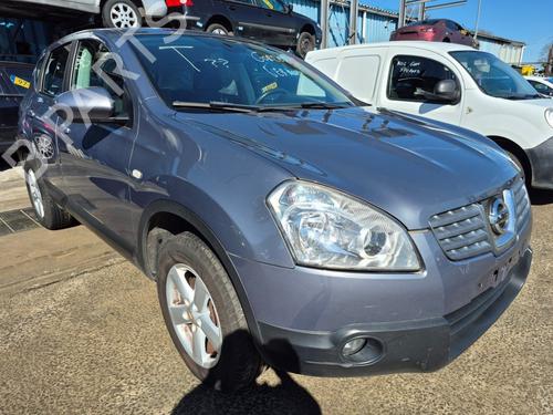 Used Right headlight Right headlight NISSAN QASHQAI I (J10, NJ10) 2.0 (141 hp) 33740875 33740875